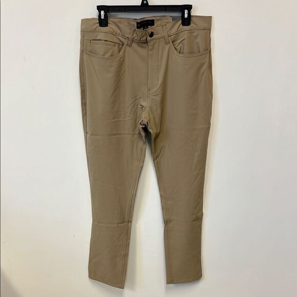 Burnside Men's Wrinkle-resistant Khaki Pants size 33 - Picture 1 of 6